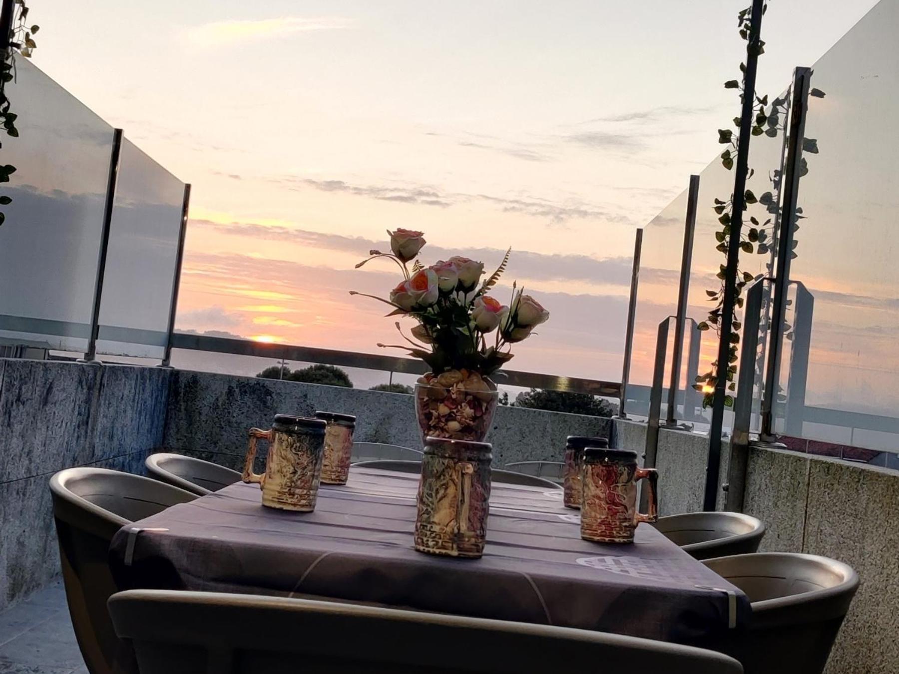 Dena-Sol Apartman Meaño Szoba fotó